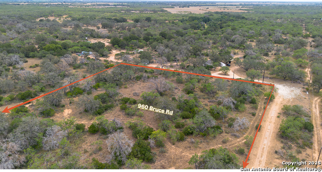 Image 3 of 7 For 960 Bruce  