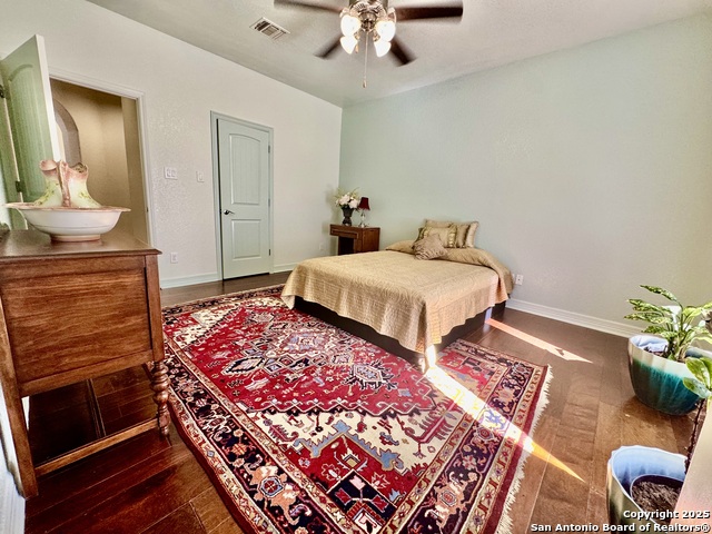 Image 11 of 47 For 12447 Stillwater Crk