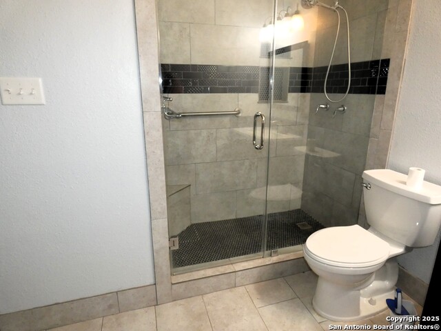 Listing photo id 10 for 3947 Gayle  