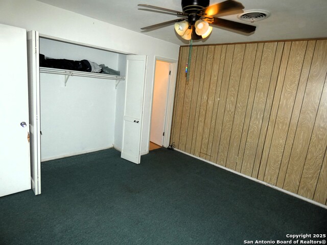 Listing photo id 7 for 3947 Gayle  