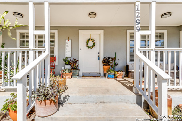 Details for 1299 Oakridge, Blanco, TX 78606