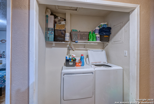Image 10 of 19 For 258 Prairie St