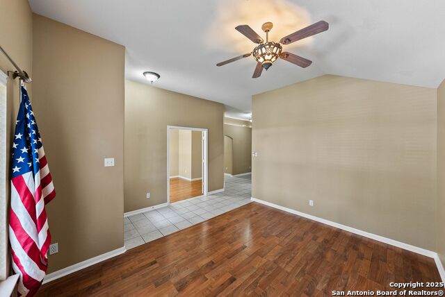 Image 23 of 36 For 205 Doral