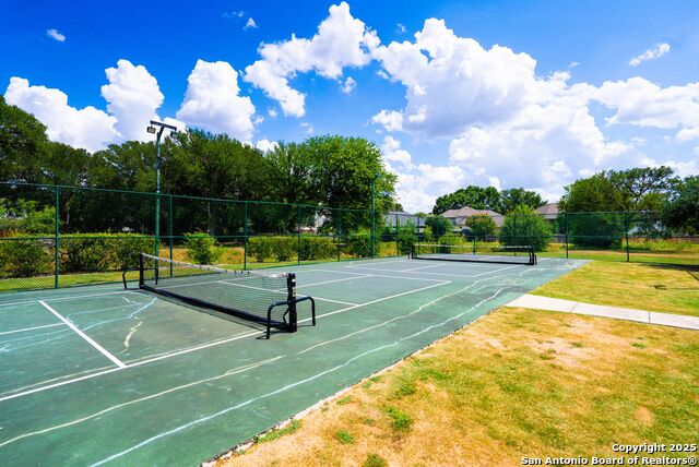 Image 34 of 36 For 205 Doral