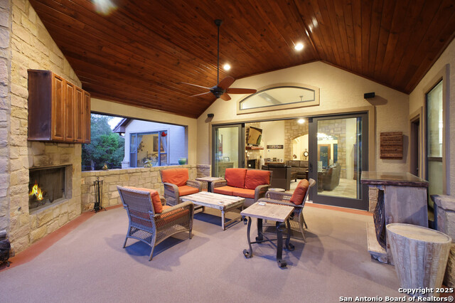 Image 7 of 56 For 154 Coral Cove