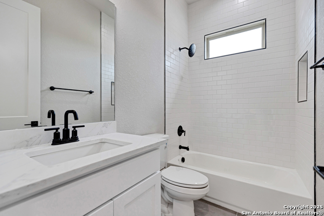 Image 10 of 40 For 173 Pine Valley Dr