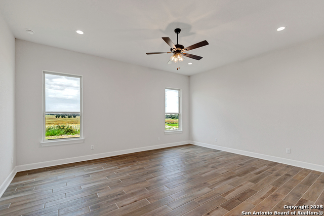 Image 14 of 40 For 173 Pine Valley Dr