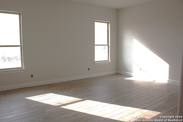 Image 22 of 40 For 173 Pine Valley Dr