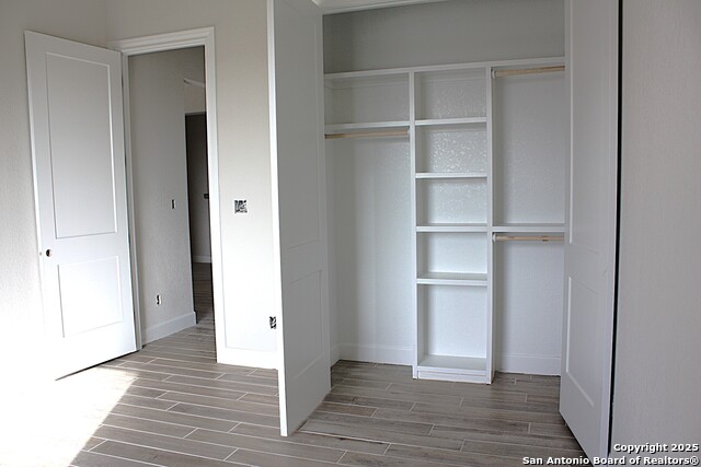 Image 23 of 40 For 173 Pine Valley Dr