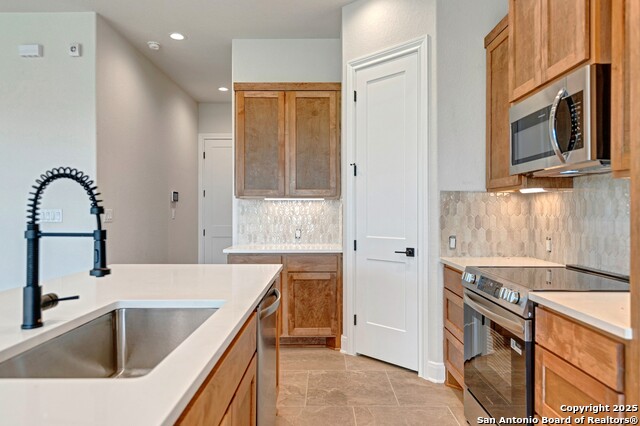 Image 4 of 32 For 177 Pine Valley Dr