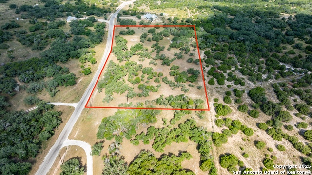 Details for 1014 Lipan Apache Run, Blanco, TX 78606