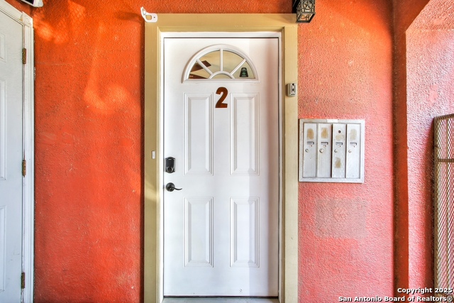 Image 3 of 16 For 220 Beauregard Blvd  2