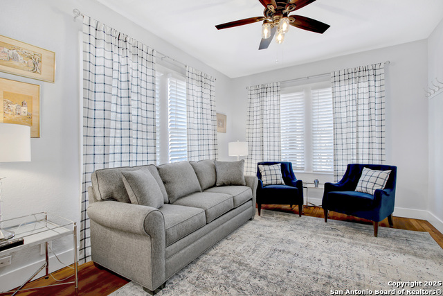 Image 4 of 16 For 220 Beauregard Blvd  2