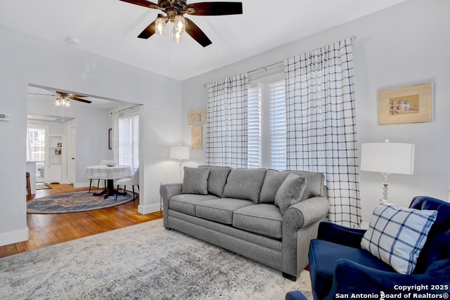 Image 5 of 16 For 220 Beauregard Blvd  2