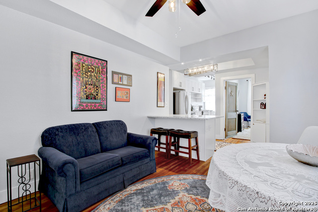 Image 8 of 16 For 220 Beauregard Blvd  2