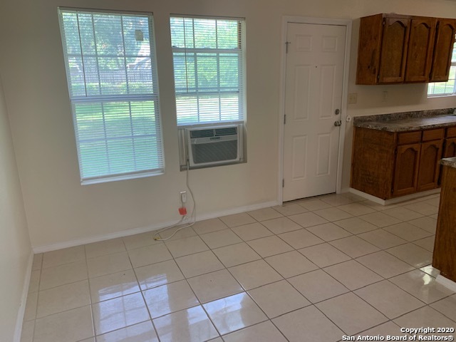 Image 6 of 13 For 535 Palfrey E