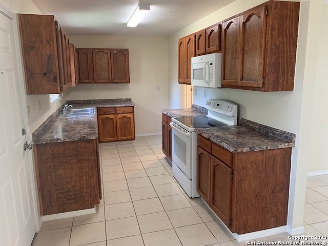Image 7 of 13 For 535 Palfrey E