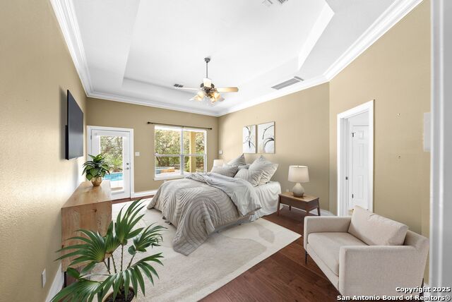 Image 19 of 45 For 910 Foxton Dr