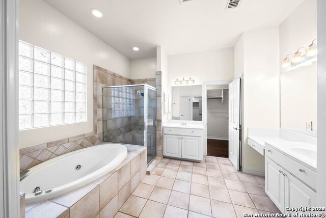 Image 22 of 45 For 910 Foxton Dr