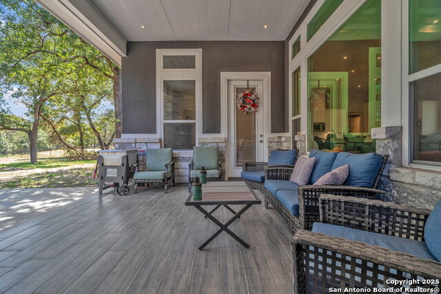 Image 36 of 43 For 221 Cibolo Ridge Dr
