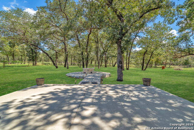 Image 37 of 43 For 221 Cibolo Ridge Dr