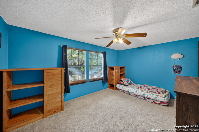 Image 16 of 27 For 455 Oak View