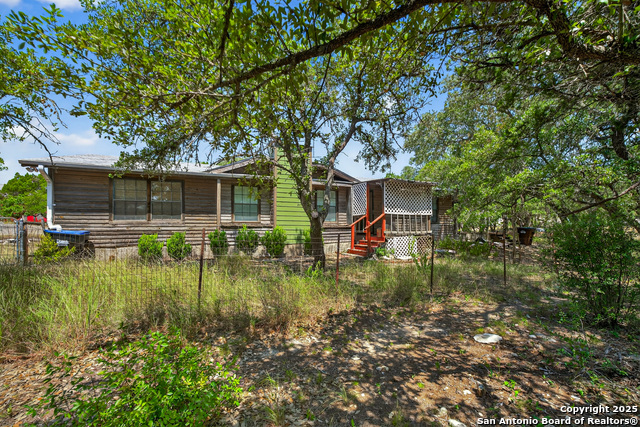 Image 2 of 27 For 455 Oak View