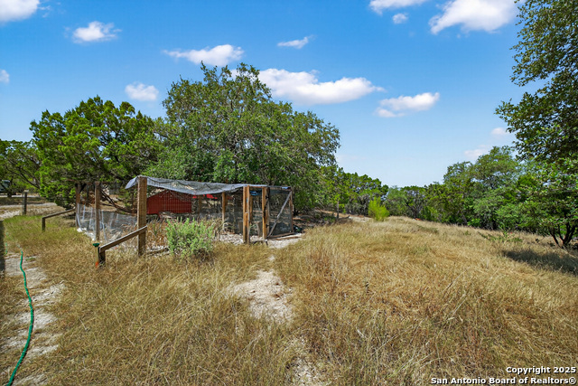 Image 25 of 27 For 455 Oak View