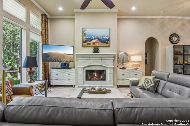 Image 10 of 81 For 27719 Woodway Bend