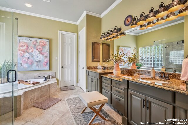 Image 36 of 81 For 27719 Woodway Bend