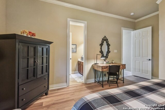 Image 49 of 81 For 27719 Woodway Bend