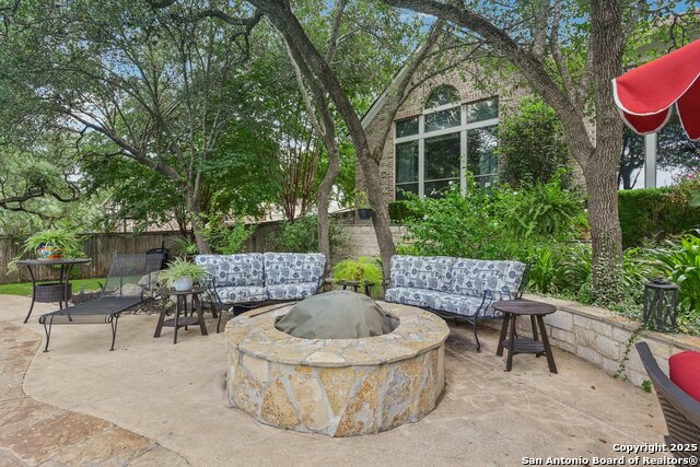 Image 69 of 81 For 27719 Woodway Bend