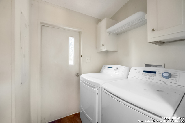 Image 17 of 25 For 25335 Pleasanton Rd
