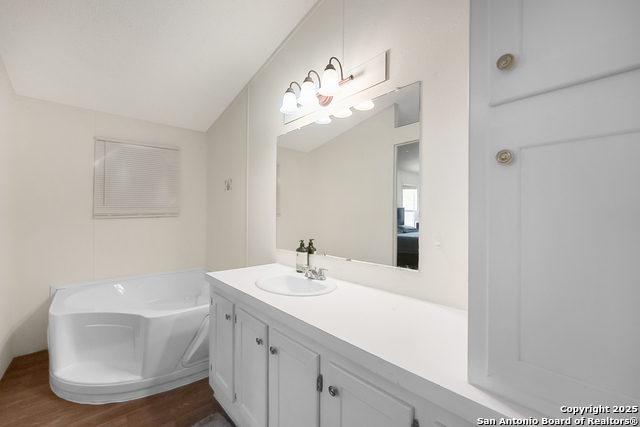 Image 20 of 25 For 25335 Pleasanton Rd