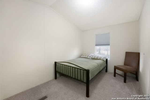 Image 21 of 25 For 25335 Pleasanton Rd