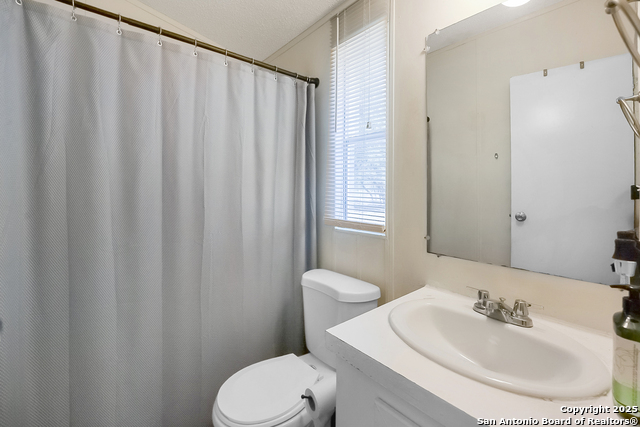 Image 23 of 25 For 25335 Pleasanton Rd