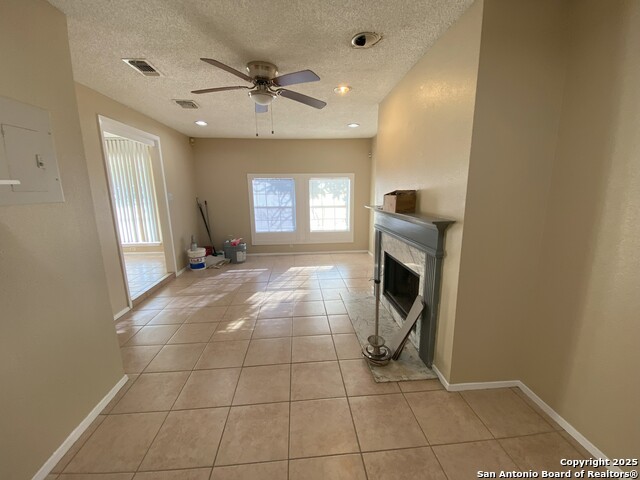 Image 17 of 24 For 6406 Cedarhill