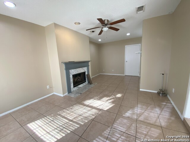 Image 19 of 24 For 6406 Cedarhill
