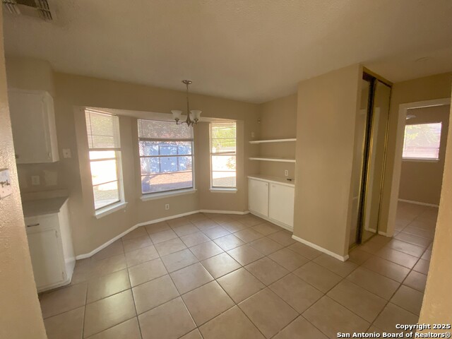 Image 7 of 24 For 6406 Cedarhill