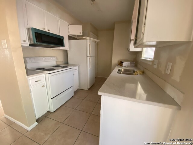 Image 8 of 24 For 6406 Cedarhill