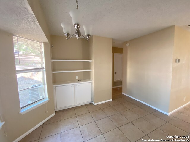 Image 9 of 24 For 6406 Cedarhill