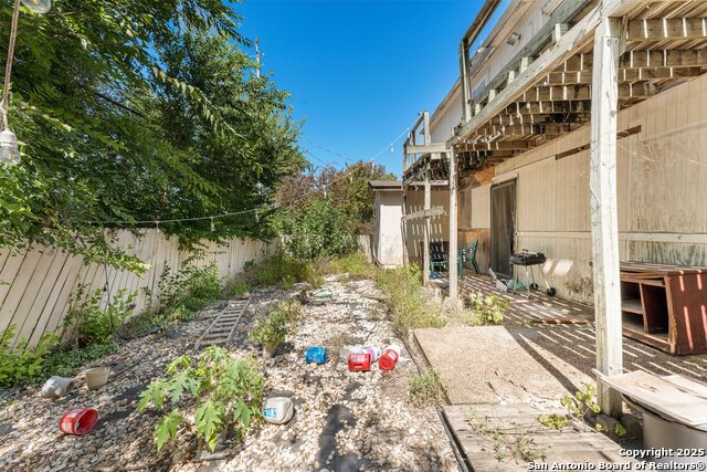 Image 31 of 38 For 5318 Costa Mesa