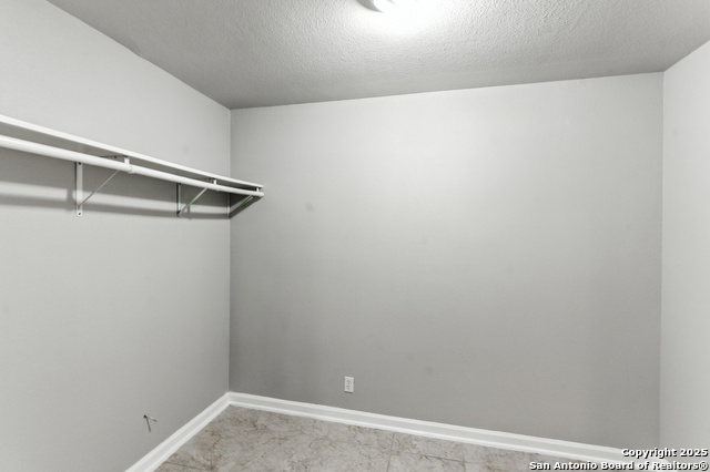 Image 30 of 42 For 202 Shalimar Dr