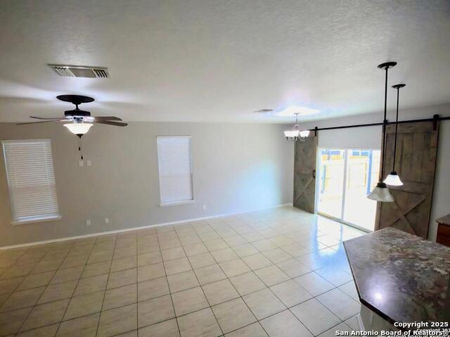 Listing photo id 6 for 342 Pleasanton Spg