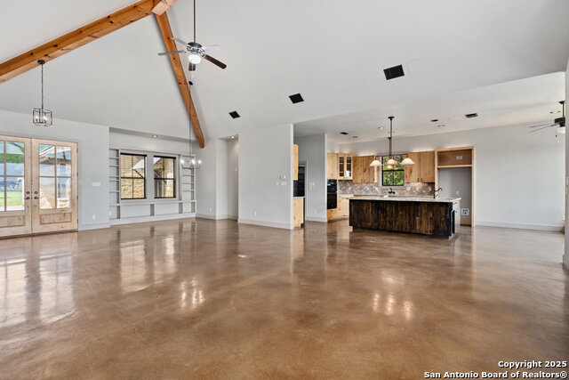 Image 7 of 33 For 720 Five Oaks