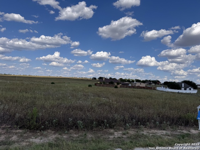 Image 3 of 4 For 140 Turnberry