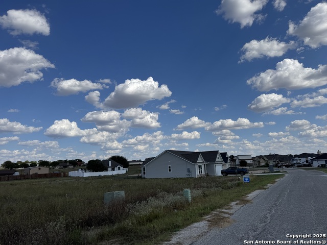 Image 2 of 4 For 144 Turnberry