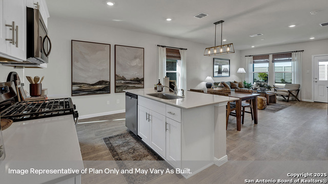 Image 10 of 39 For 233 New Albany Lane