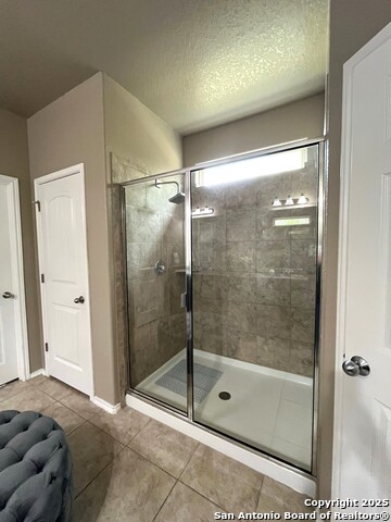 Image 15 of 23 For 10419 Bulwark Pk