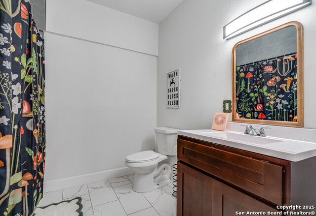 Image 18 of 33 For 1505 Craig Pl W